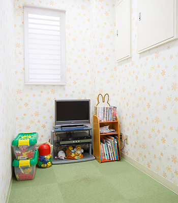 子ども連れでも安心!キッズコーナー